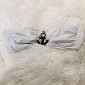 Victoria’s secret’s swim wear